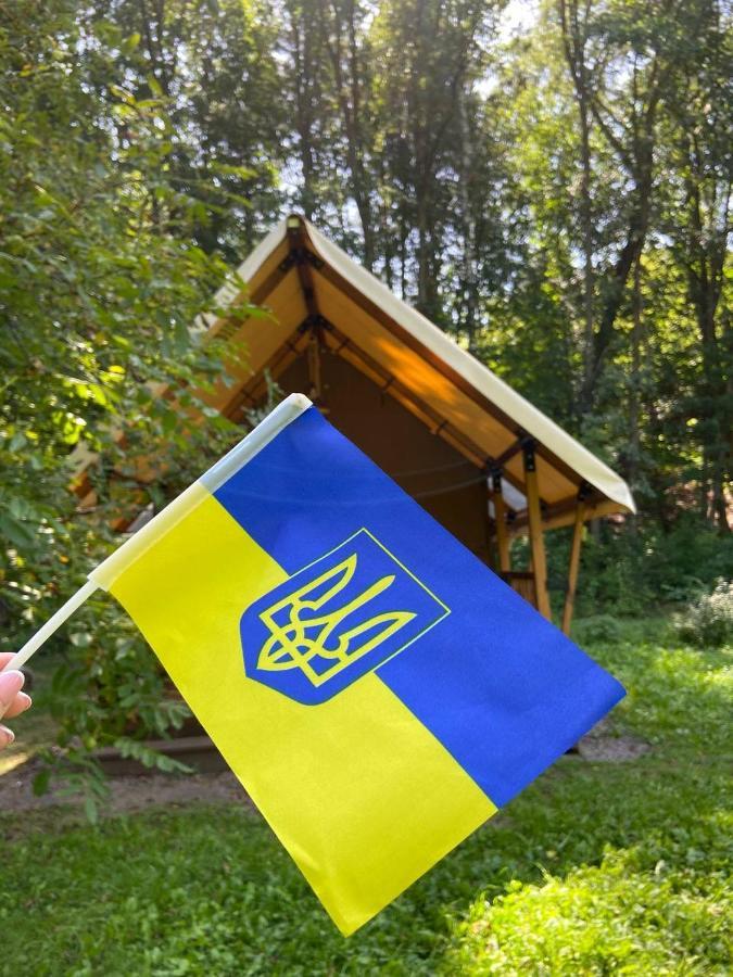 Hotel Глемпінг Шатро Ul'yaniki Esterno foto